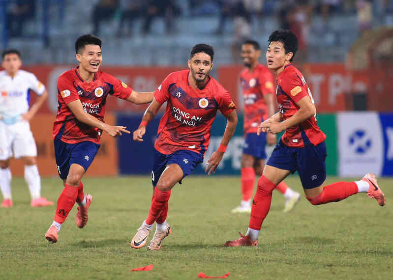 Nhận định CAHN đấu với Hà Tĩnh: Nguyễn Filip, Quang Hải được thử tài