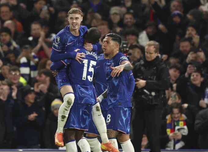 Chelsea không thắng trận thứ năm liên tiếp ở Ngoại hạng Anh