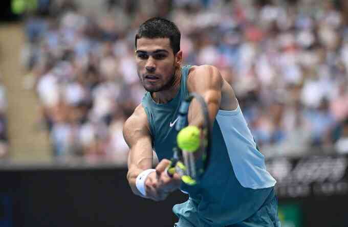 Alcaraz tiến gần đại chiến với Djokovic