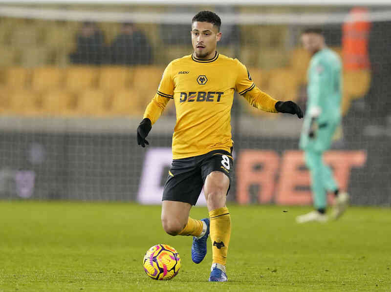 Tin tức về chuyển nhượng 17/1: MU ký Joao Gomes, Arsenal chốt Zubimendi