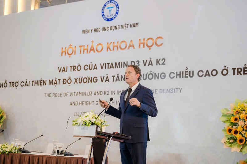Vitamin D3 và K2 - ‘bộ đôi’ hỗ trợ trẻ phát triển hệ xương khoẻ mạnh