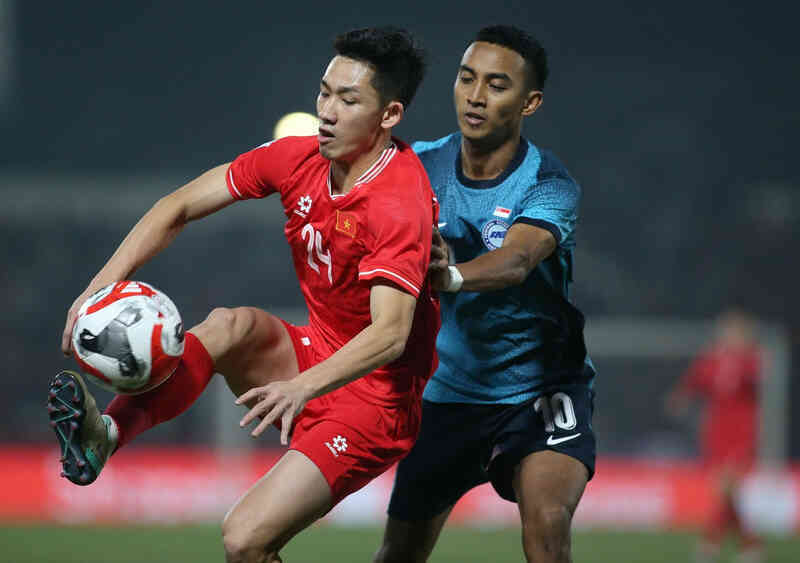 Tuyển Việt Nam: HLV Kim Sang Sik còn bài gì để hạ Thái Lan?