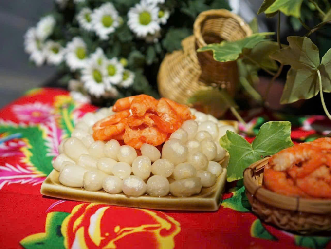 7 loại thực phẩm ngày Tết có thể gây hại xương khớp