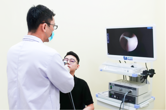 Triệu chứng viêm mũi dị ứng dễ nhầm cảm, cúm