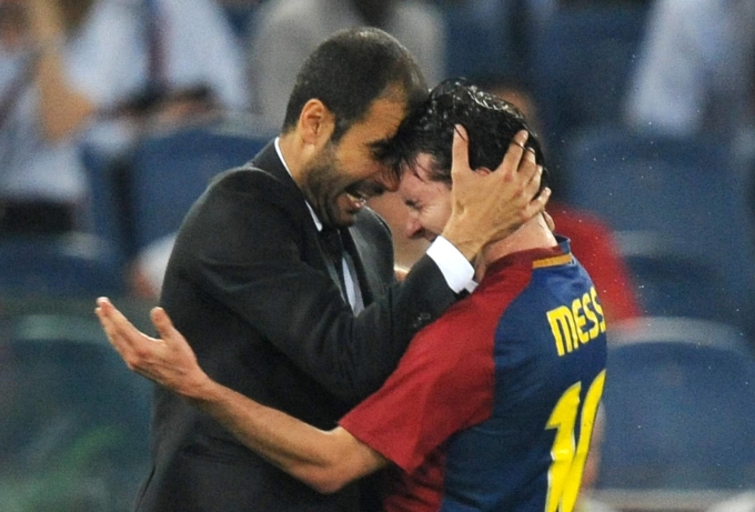 Flick thành công nhờ tái hiện chiêu dụng binh của Guardiola
