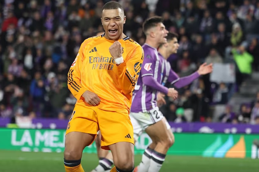 Mbappe tuyên bố nóng hổi sau hat-trick cho Real Madrid