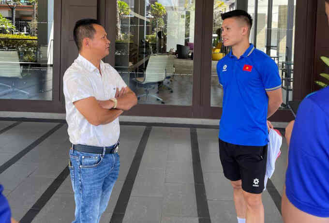 CĐV vượt nghìn km tiếp lửa cho tuyển Việt Nam