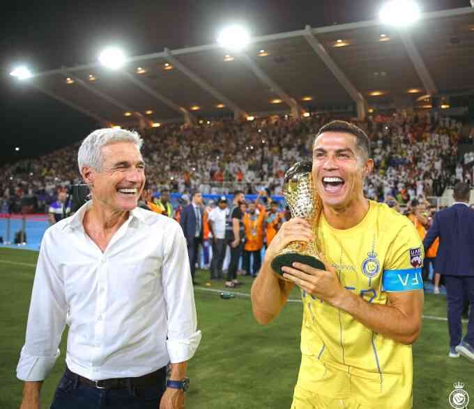 Ronaldo khao khát nhiều danh hiệu hơn ở Arab