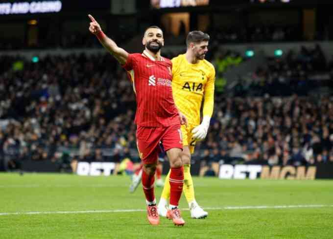Salah thăng hoa thế nào trước khi gặp Man Utd