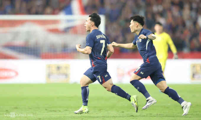 Bàn của Supachok vào lưới Việt Nam dẫn đầu đề cử 