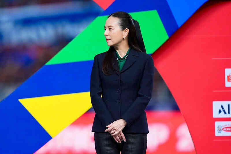 Nữ tỉ phú Madam Pang có hành động đẹp với Xuân Son tại Thái Lan