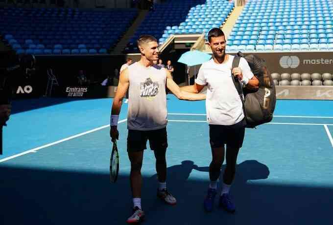 Djokovic thắng Alcaraz trước thềm Australia Mở rộng