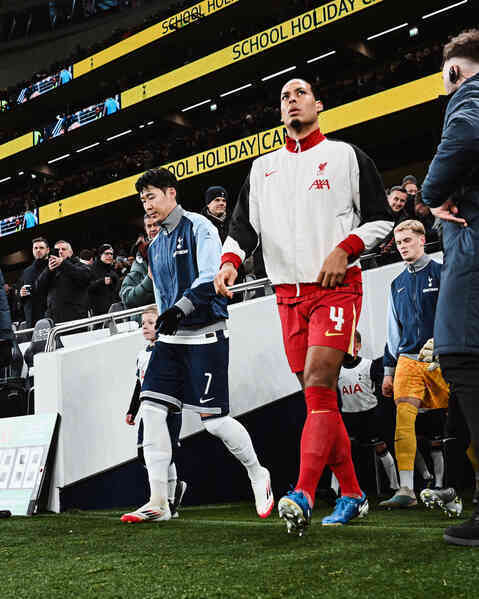 Bàn thắng muộn giúp Tottenham hạ Liverpool ở bán kết cúp Liên đoàn