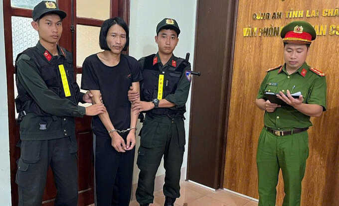 Sát hại hàng xóm vì cái hàng rào