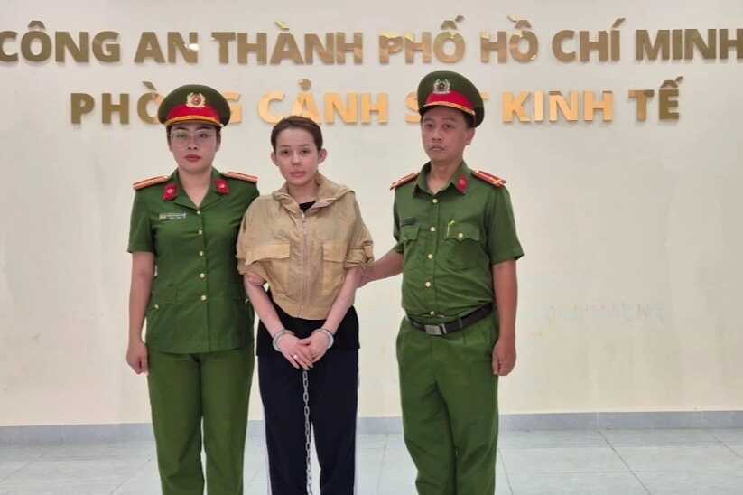 Ngân 98 bị khởi tố, bắt tạm giam