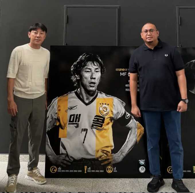 Hé lộ việc HLV Shin Tae-yong bị cầu thủ nhập tịch Indonesia 