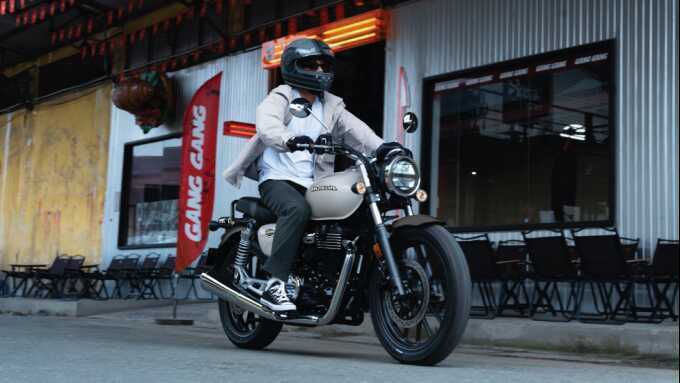 Honda ra mắt màu mới cho CB350 H