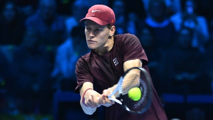 Sinner vào bán kết ATP Finals