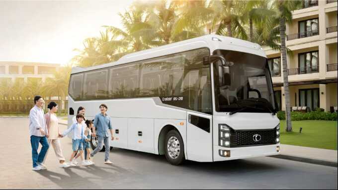 Thaco ra mắt bus ghế ngồi Cruizer 95S