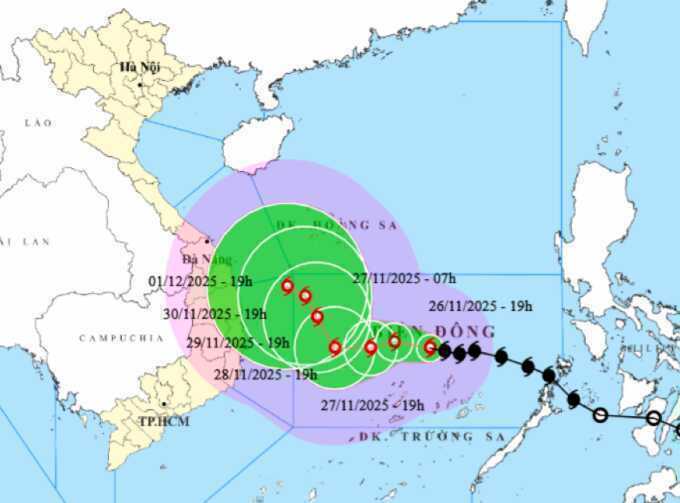 Bão Koto mạnh lên cấp 11