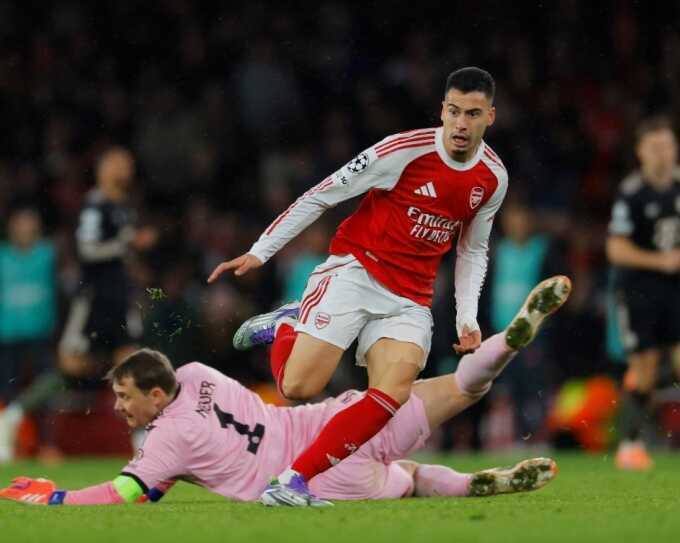 Merson: `Arsenal khiến cả châu Âu phải dè chừng`