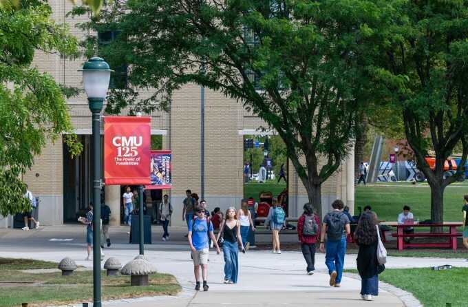 Cuộc chiến xin việc của du học sinh Việt ở Mỹ