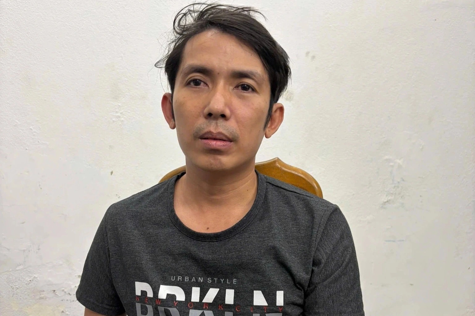 Tên trộm thích “săn” máy chiếu ở trường học