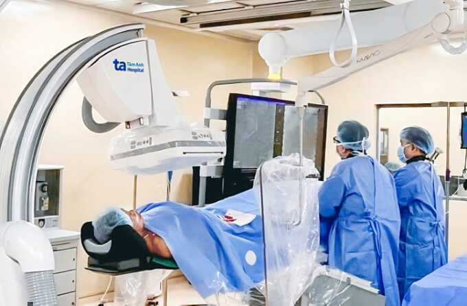 Đột quỵ sau chạy thận