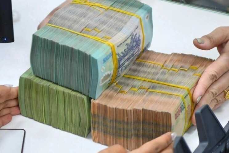Ủy ban Chứng khoán phạt 3 doanh nghiệp bất động sản hơn 600 triệu đồng