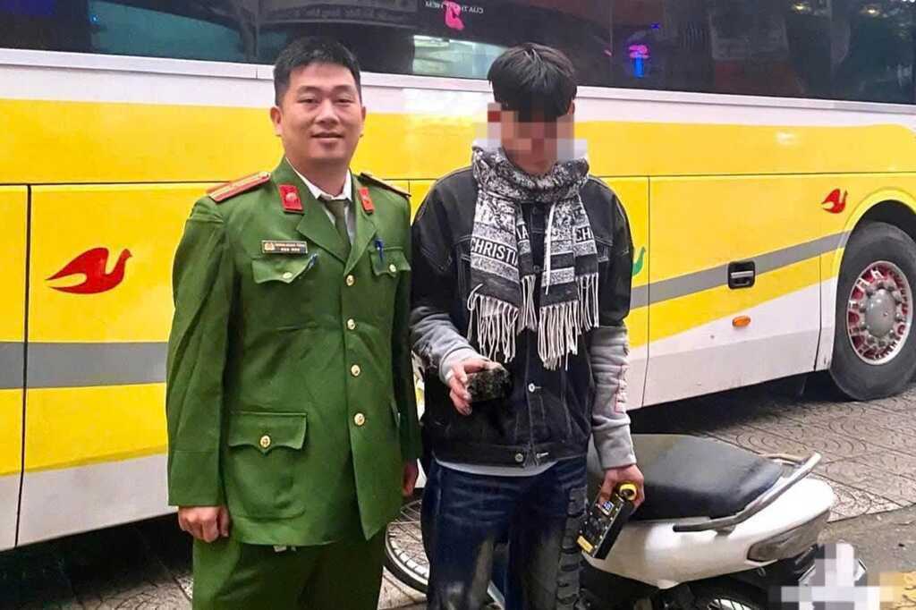 Đi gặp bạn gái quen qua mạng, nam thanh niên lạc đường, nhịn đói 2 ngày