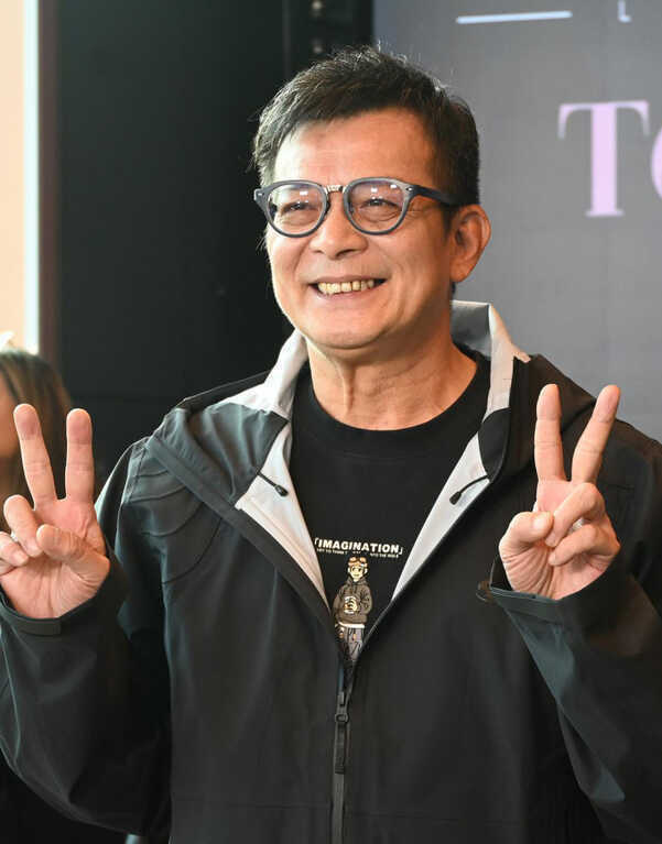 `Quách Tĩnh` Huỳnh Nhật Hoa giải nghệ