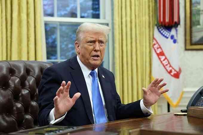 Ông Trump: Mỹ nên giảm tiếp lãi suất