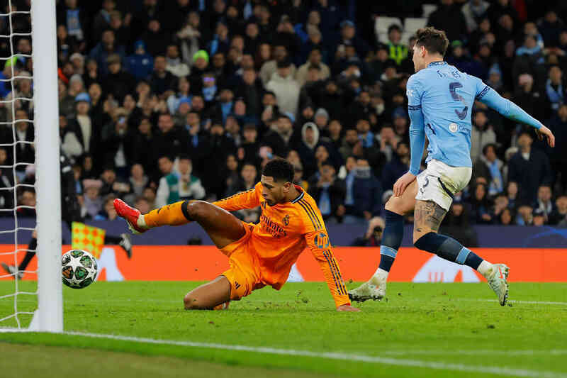 Man City hỗn loạn: Nỗi kinh hoàng những phút cuối