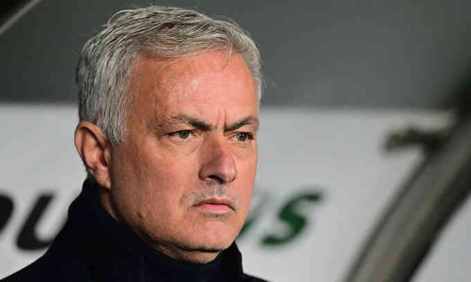 Mourinho thắng 7 trận liên tiếp