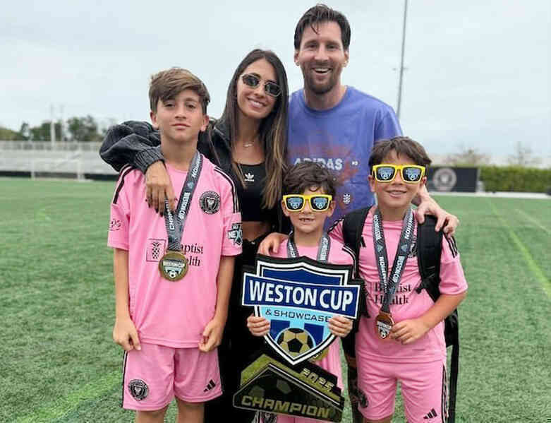 Con trai Messi gây bão với pha solo ghi bàn ngoạn mục