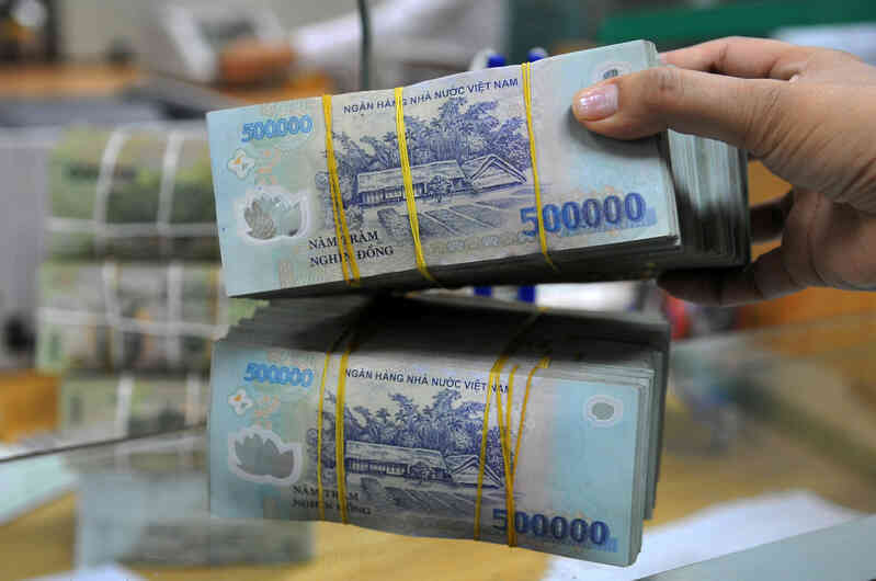 Bộ Tài chính đề xuất tiếp tục miễn thuế TNCN đối với tiền lãi gửi tiết kiệm
