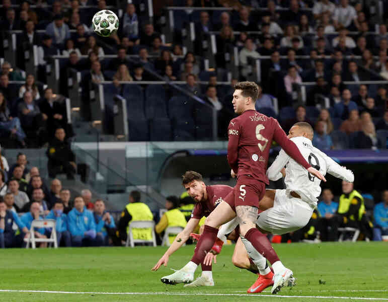 Real Madrid thắng đẹp Man City: Quyền năng nhà vô địch