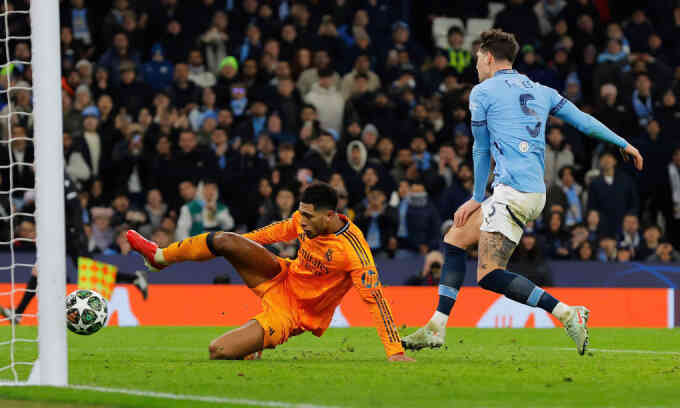Cầu thủ Real bất ngờ vì Man City quá yếu ớt