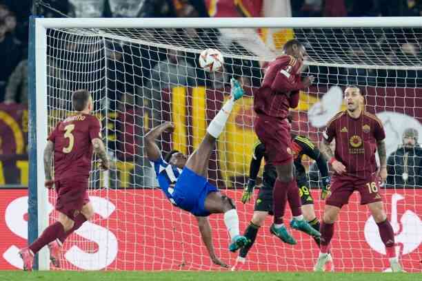 Xác định 16 đội bóng lọt vào vòng 1/8 Europa League 2024-25