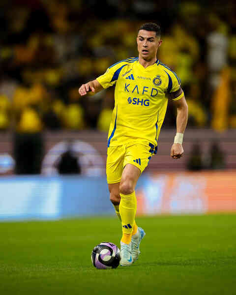 Ronaldo tịt ngòi, Al Nassr thua đau bởi cựu sao Liverpool
