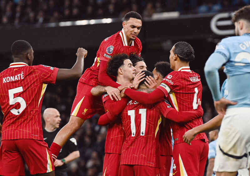 Huyền thoại MU tuyên bố: Liverpool sẽ vô địch Ngoại hạng Anh