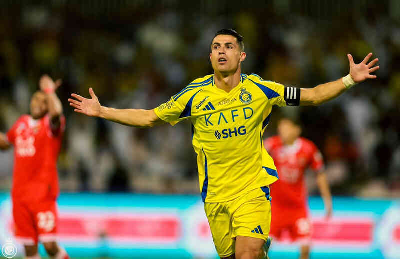 Ronado ghi bàn rồi nhường penalty trong chiến thắng của Al Nassr