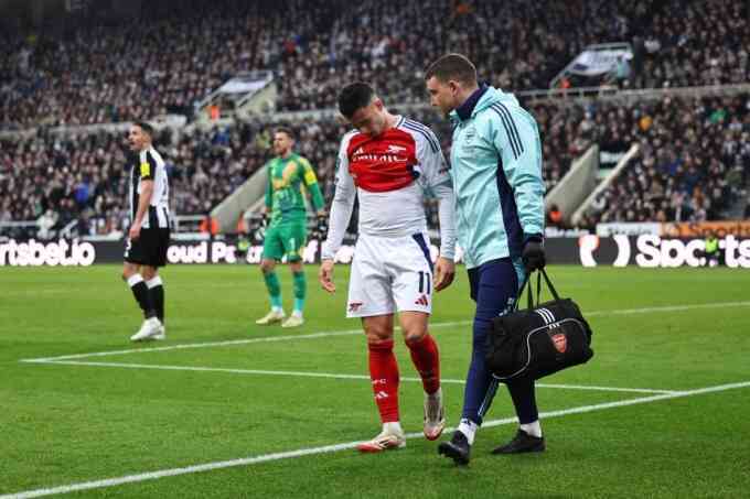 Arsenal nhân đôi nỗi sầu sau trận thua Newcastle