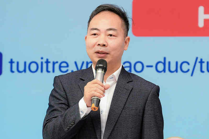 Đại diện Bộ GD-ĐT nêu nhiều điểm mới kỳ thi tốt nghiệp THPT, tuyển sinh ĐH 2025