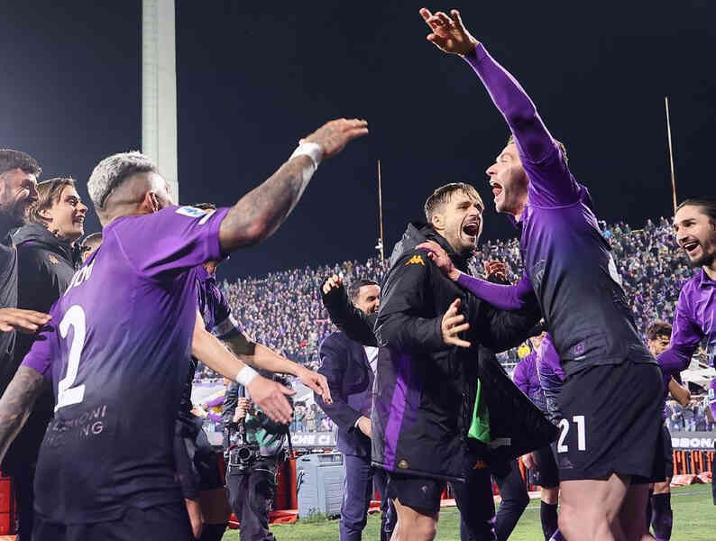 De Gea và Fiorentina đánh bật Juventus khỏi top 4