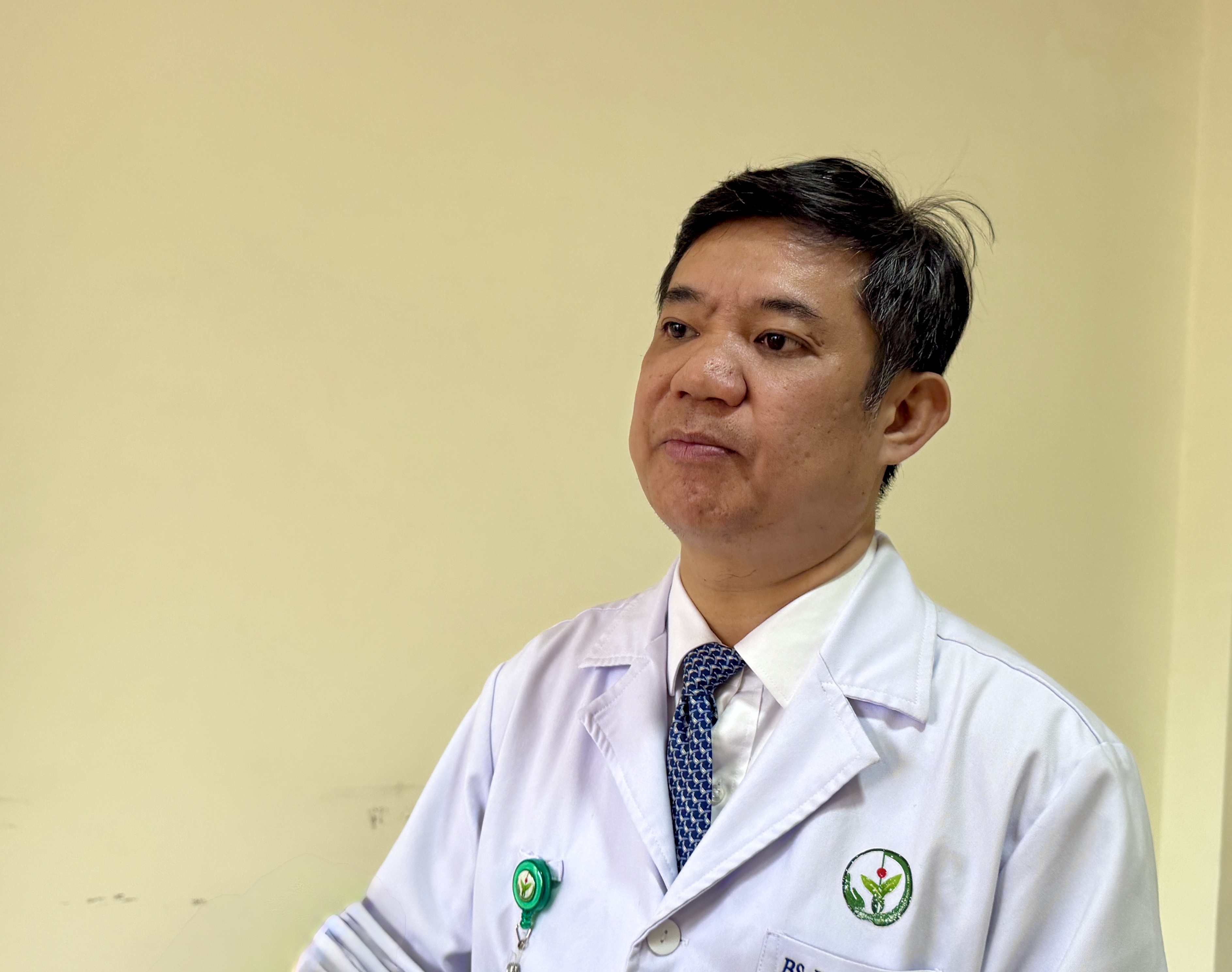 Phẫu thuật cột sống không còn lo "đụng chạm" dây thần kinh