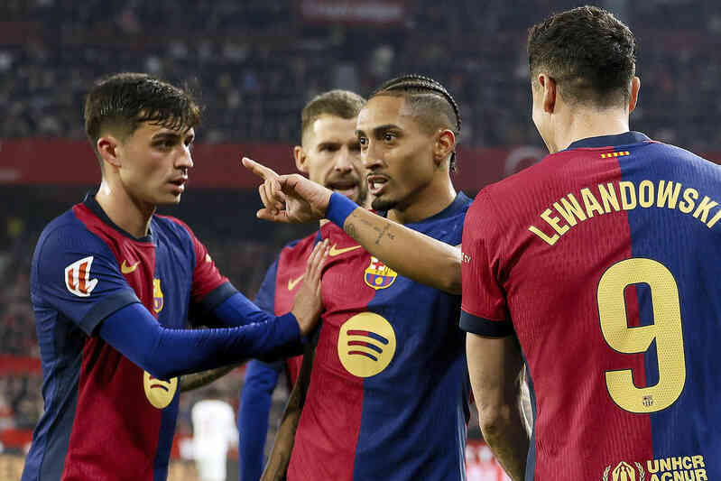 Tin tức về chuyển nhượng 18/3: MU lấy Raphinha, Liverpool mua Alvarez