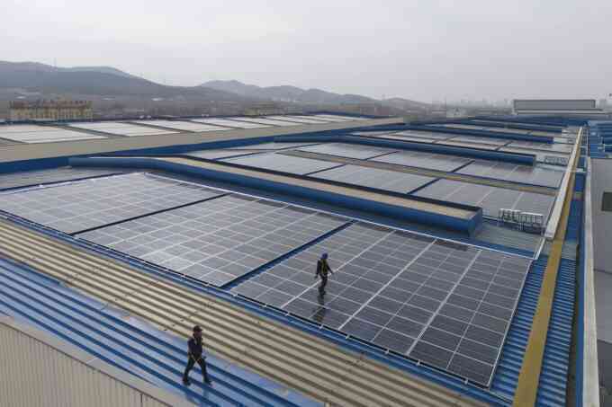 Giá tín chỉ carbon tự nguyện Trung Quốc tăng cao khi mở lại sàn giao dịch