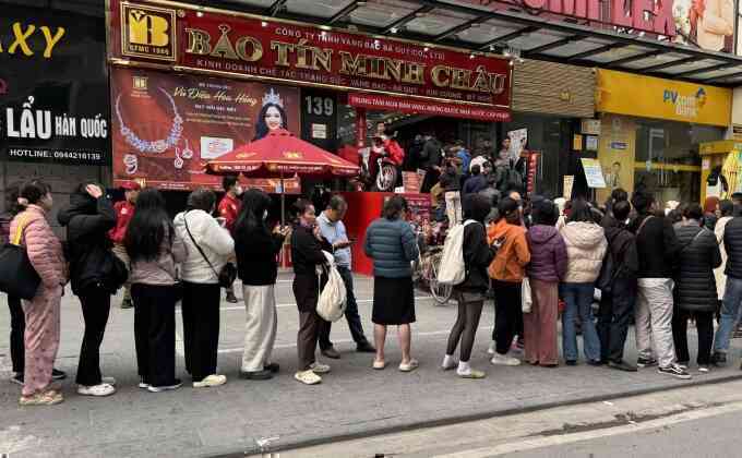 Giá vàng nhẫn lên 100 triệu đồng