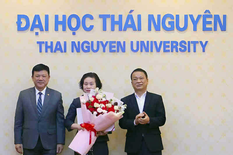 Tiến sĩ Nguyễn Hồng Liên là nữ Phó Giám đốc đầu tiên của Đại học Thái Nguyên